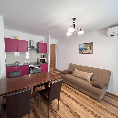Apartmani Palme Funtana Exterior foto
